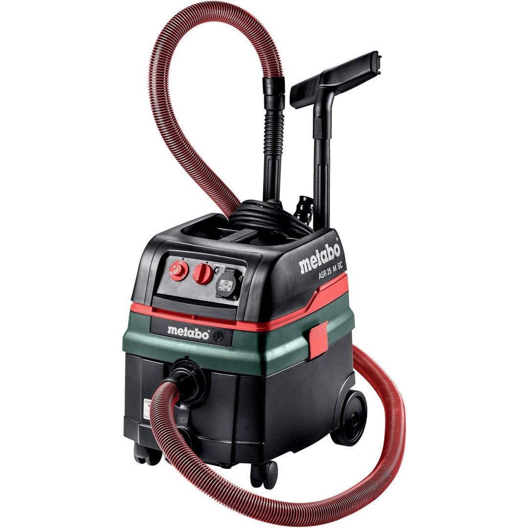 Aspirateur a cuve offrant une conception antistatique